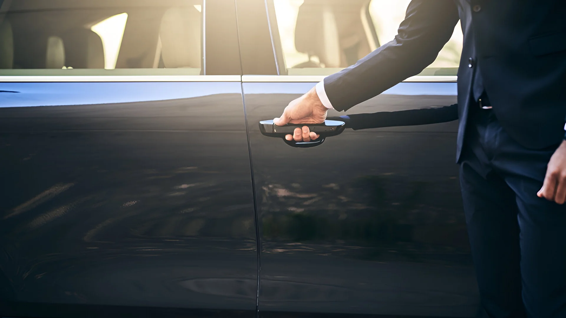 Sk 21 Taxi Hyeres Nos Chauffeurs Vous Accueillent Des Votre Arrivee